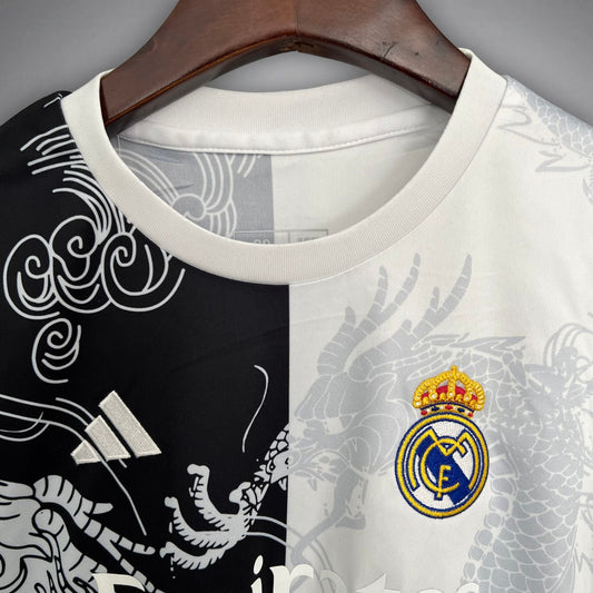 Real Madrid "Yin and Yang" Premium Kids Size Kit