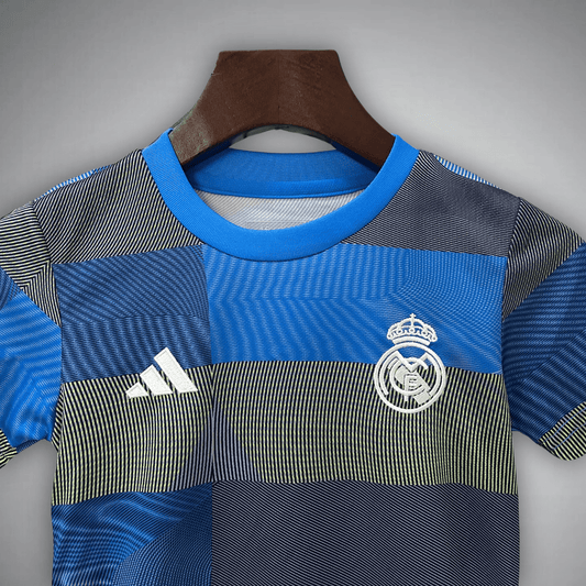 Real Madrid "Cibeles Wave" Premium Kids Size Kit