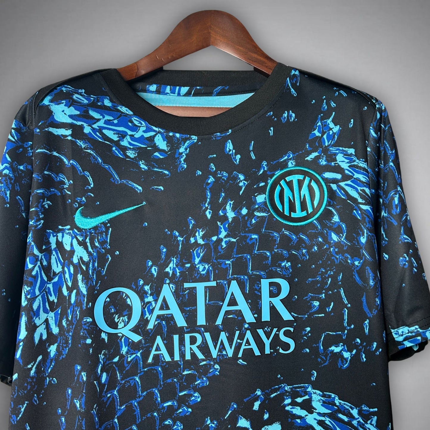 Inter Milan "Veleno Blu" Premium Kit