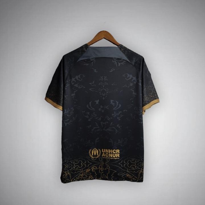 FC Barcelona "Golden Knight" Premium Kit