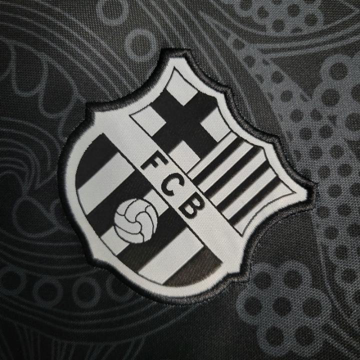 FC Barcelona "Noir Fleur" Premium Kit