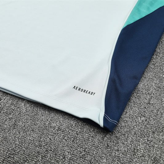 25/26 Arsenal Training White Kids Size Tracksuit