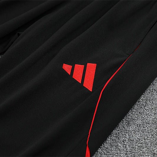 25/26 Bayern München Training Green Tracksuit