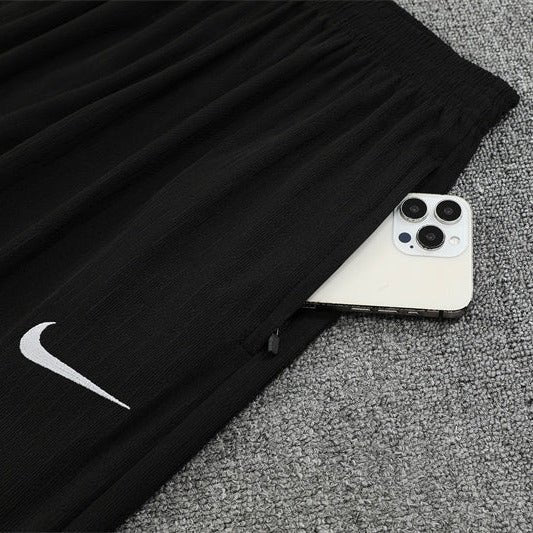 25/26 Chelsea Black Tracksuit