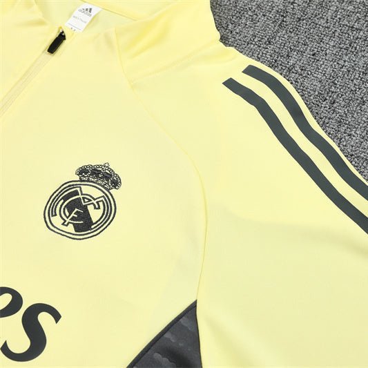 25/26 Real Madrid Training Yellow/Grey Kids Size Tracksuit