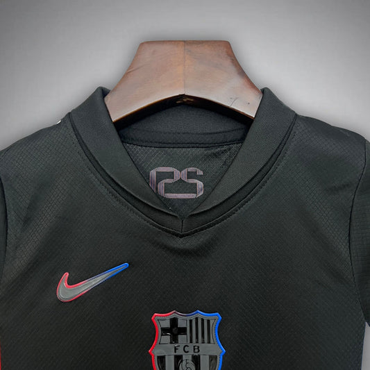 FC Barcelona x Cactus Jack Away Kids Size Kit