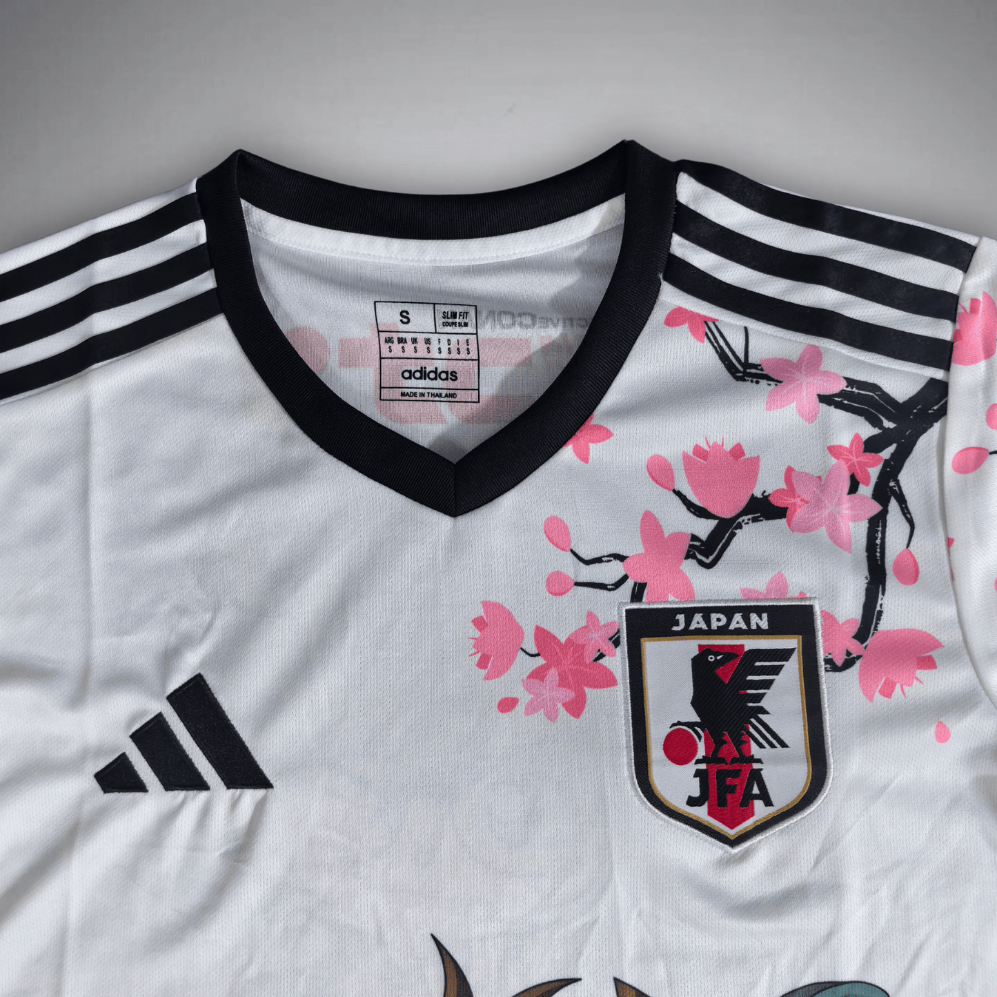 Japan "Detective Conan" Premium Kit