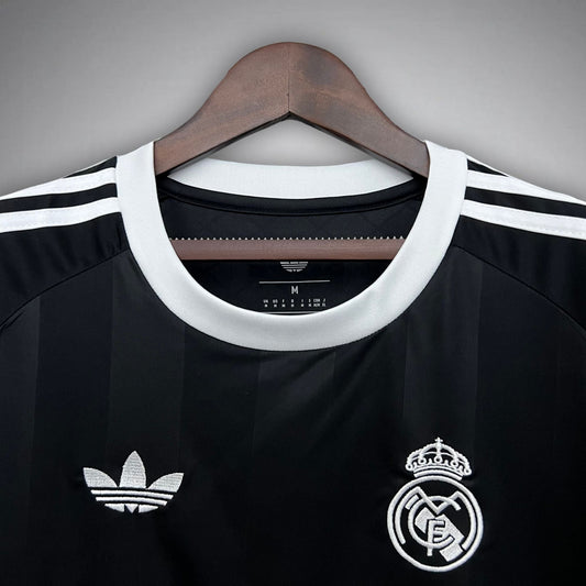 Real Madrid "Comeback Mastery" Premium Kit