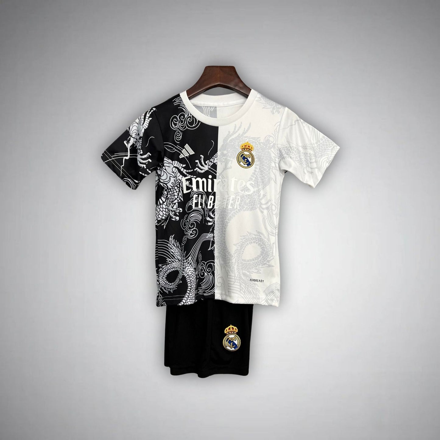 Real Madrid "Yin and Yang" Premium Kids Size Kit